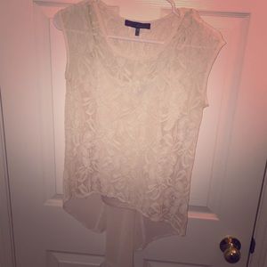 Cream vintage top 🌸